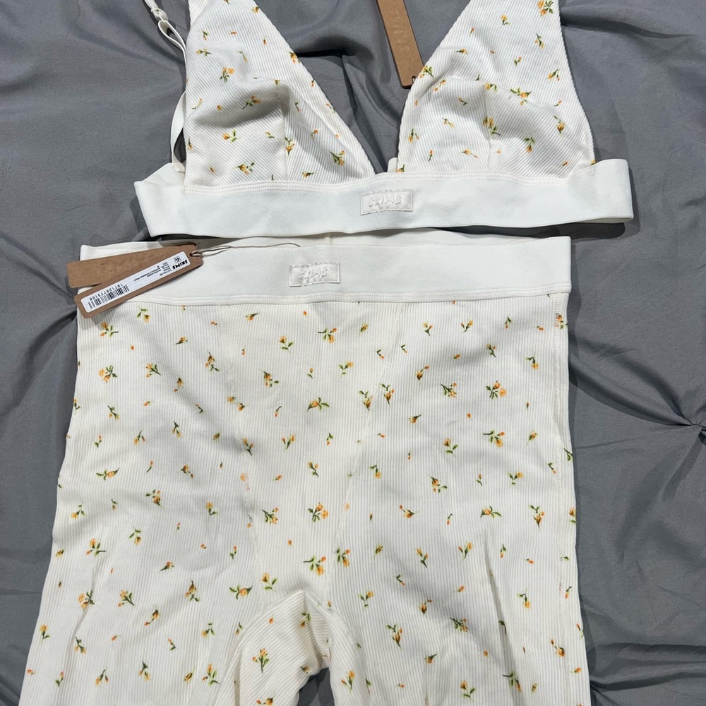 skims two piece
